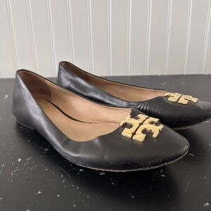 Tory Burch Pointed Leather Flats - Black - W8